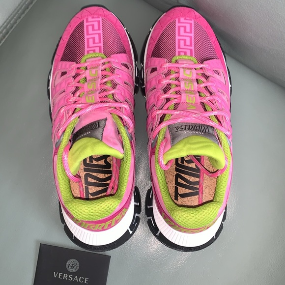 Versace NWT  Trigreca Low Top Sneaker (Women) - Picture 4 of 10
